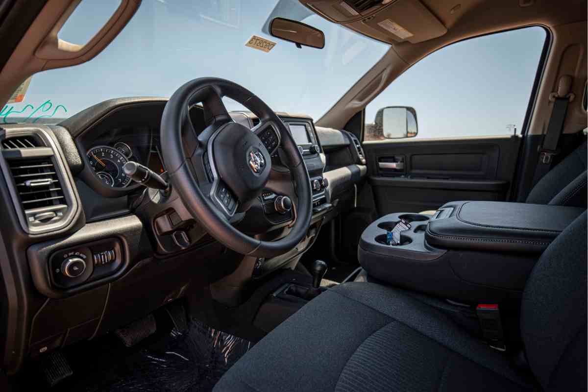 Interno di un'auto per il Bonus Rottamazione