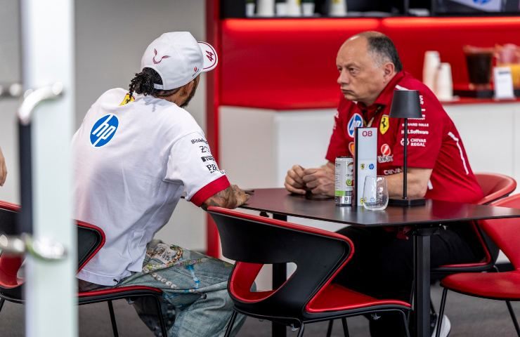 Lewis Hamilton e Frédéric Vasseur