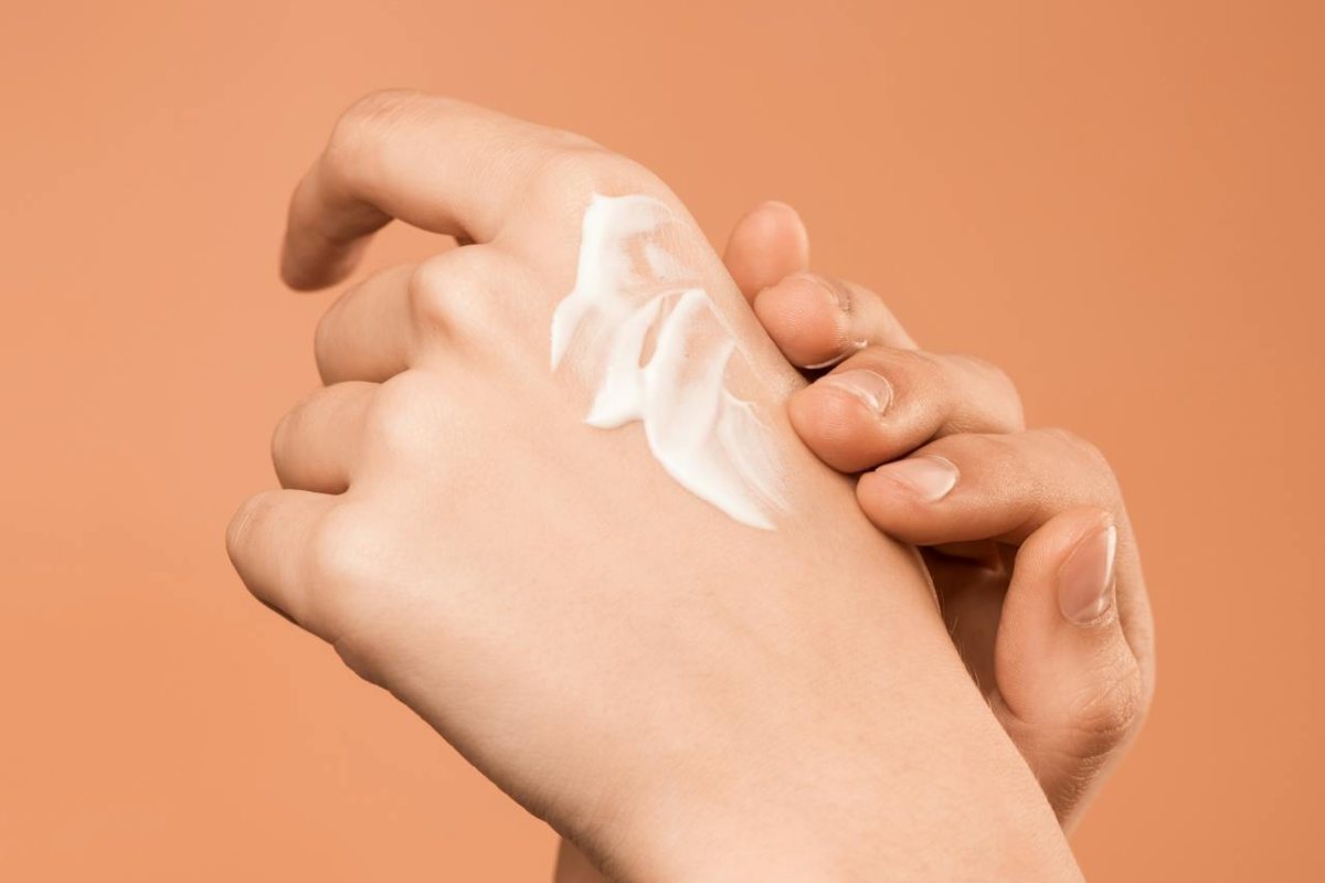 Crema sulle mani